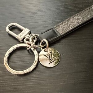 Louis Vuitton Black and Silver Key Holder